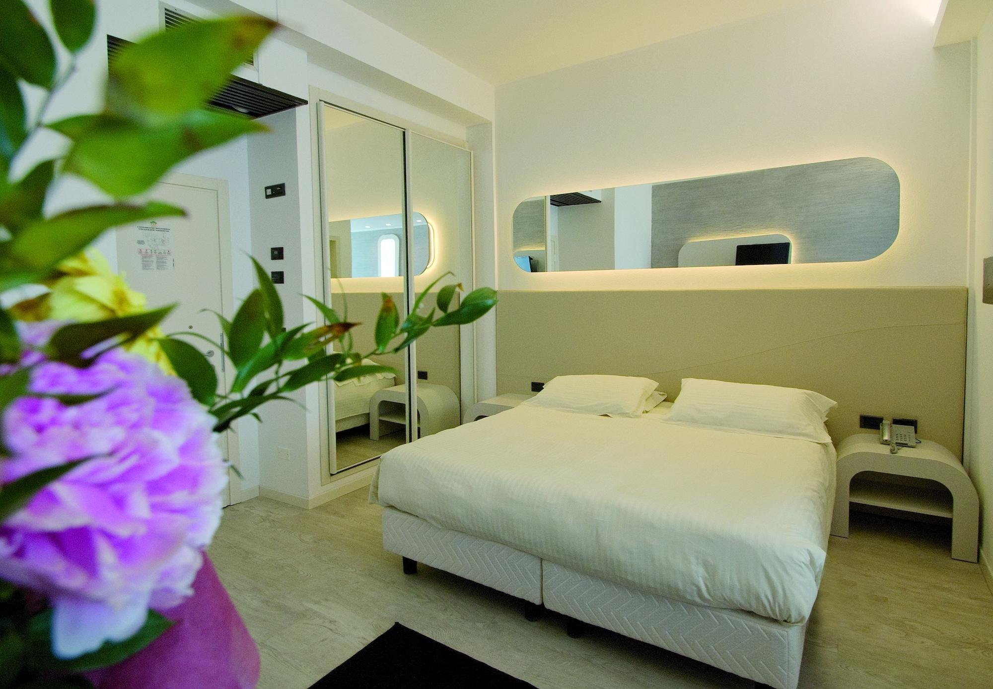Hotel Le Palme - Premier Resort Milano Marittima Esterno foto