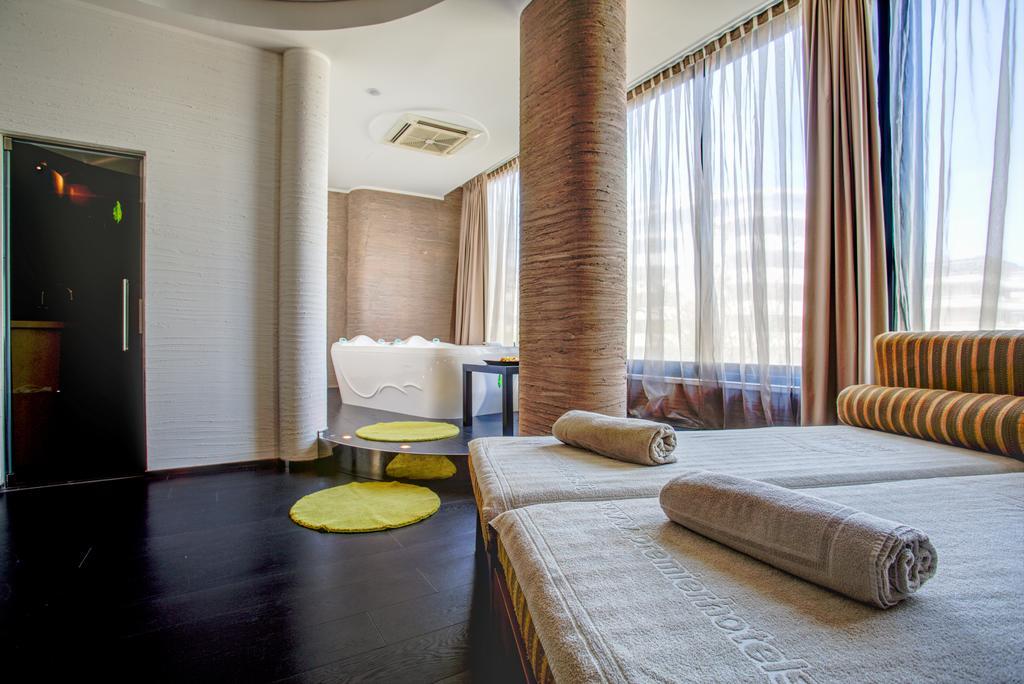 Hotel Le Palme - Premier Resort Milano Marittima Esterno foto