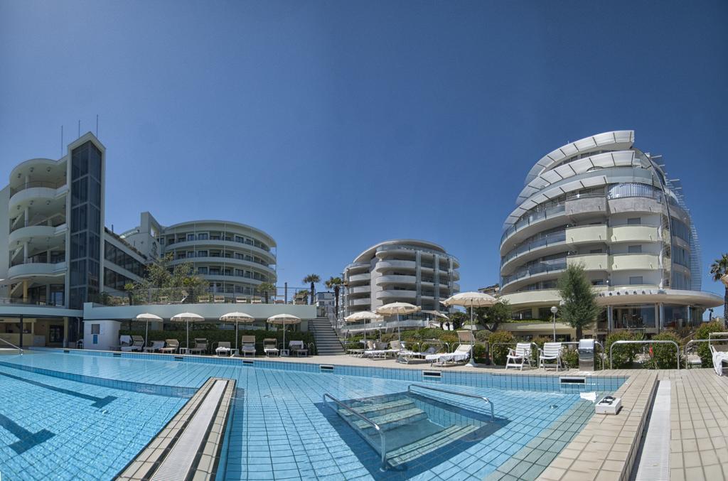 Hotel Le Palme - Premier Resort Milano Marittima Esterno foto
