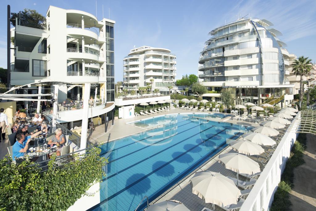 Hotel Le Palme - Premier Resort Milano Marittima Esterno foto
