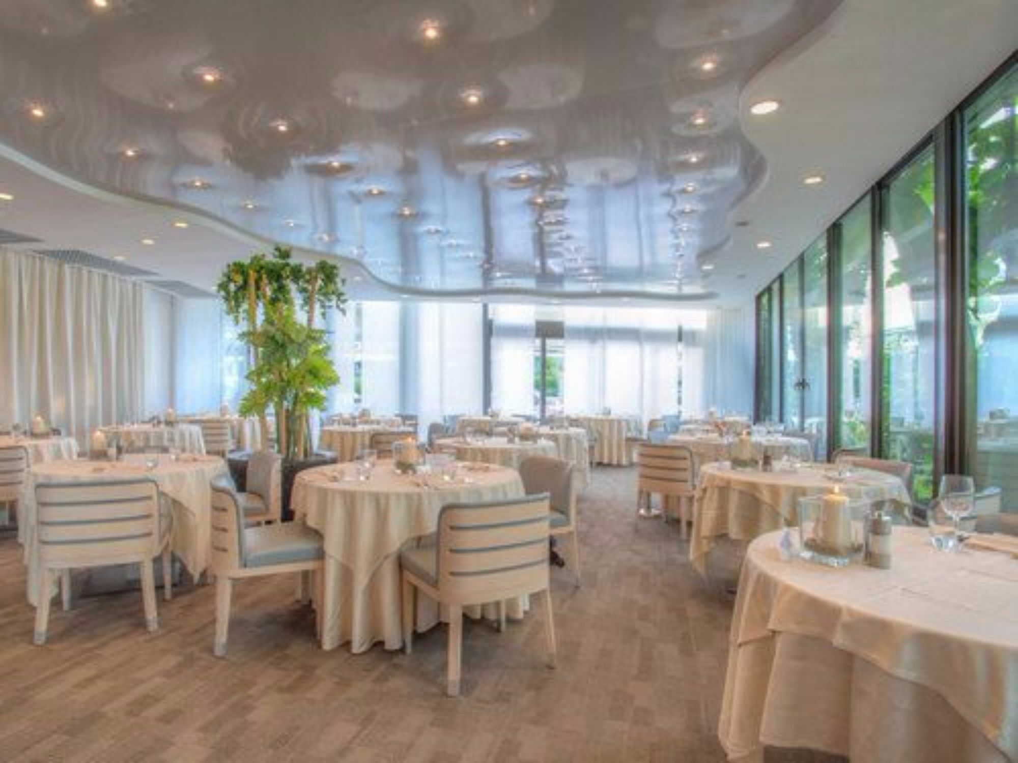 Hotel Le Palme - Premier Resort Milano Marittima Esterno foto